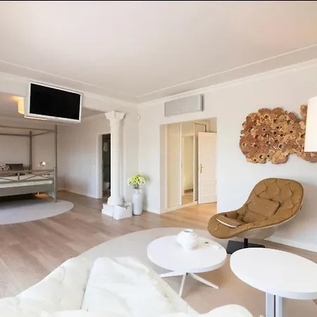 Luxury / Pool, Gym ,cinema 阿尔布费拉